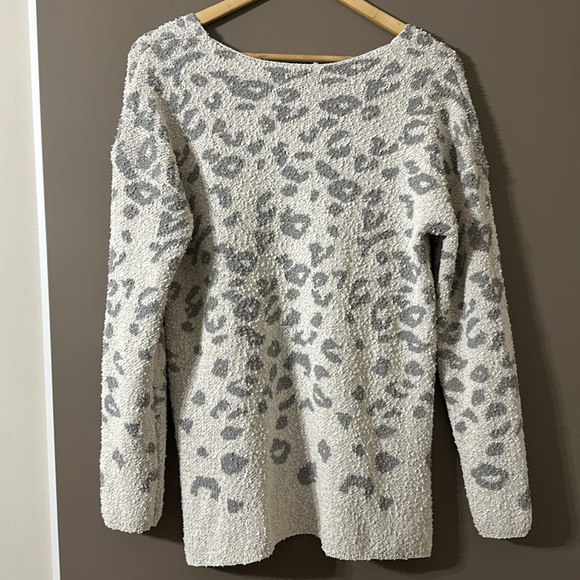 Women’s Knox Rose Sweater Size S animal print,cozy sweater! Excellent condition! - Picture 5 of 5